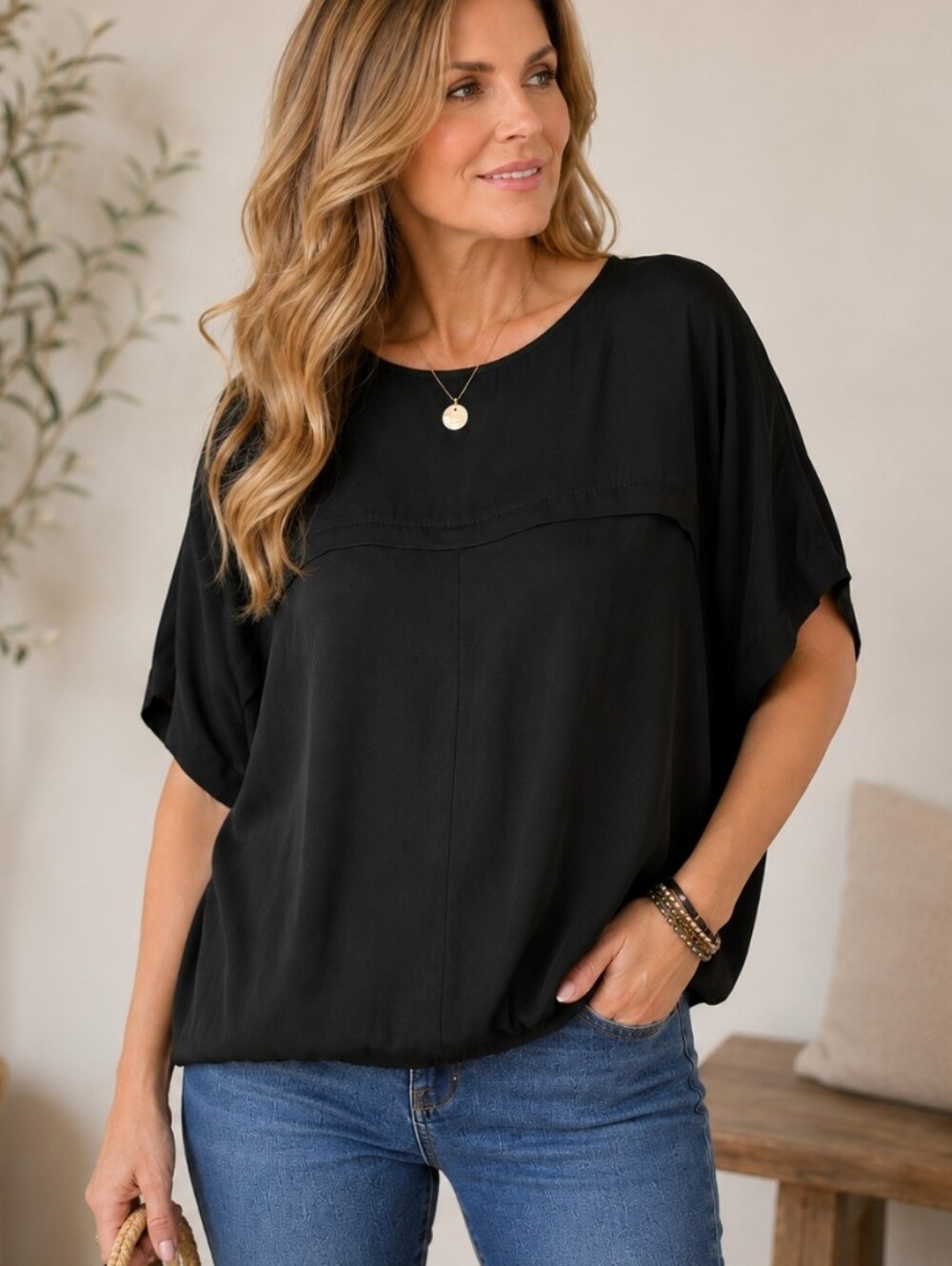 Diane Von Furstenberg Black 100% Silk Dolman Sleeve Blouse Top Size Small Luxe M